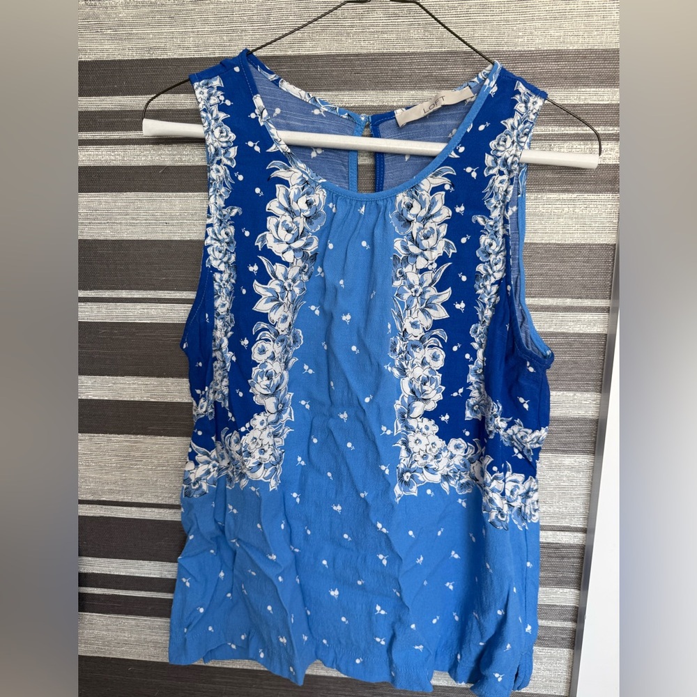 LOFT Blue Floral Sleeveless Tank Top